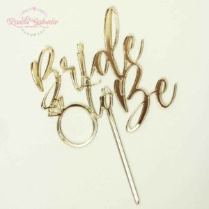 cake-topper-bride-to-be-plexiglas