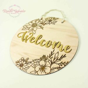 decor-din-lemn-natur-welcome-auriu-cu-flori-gravate